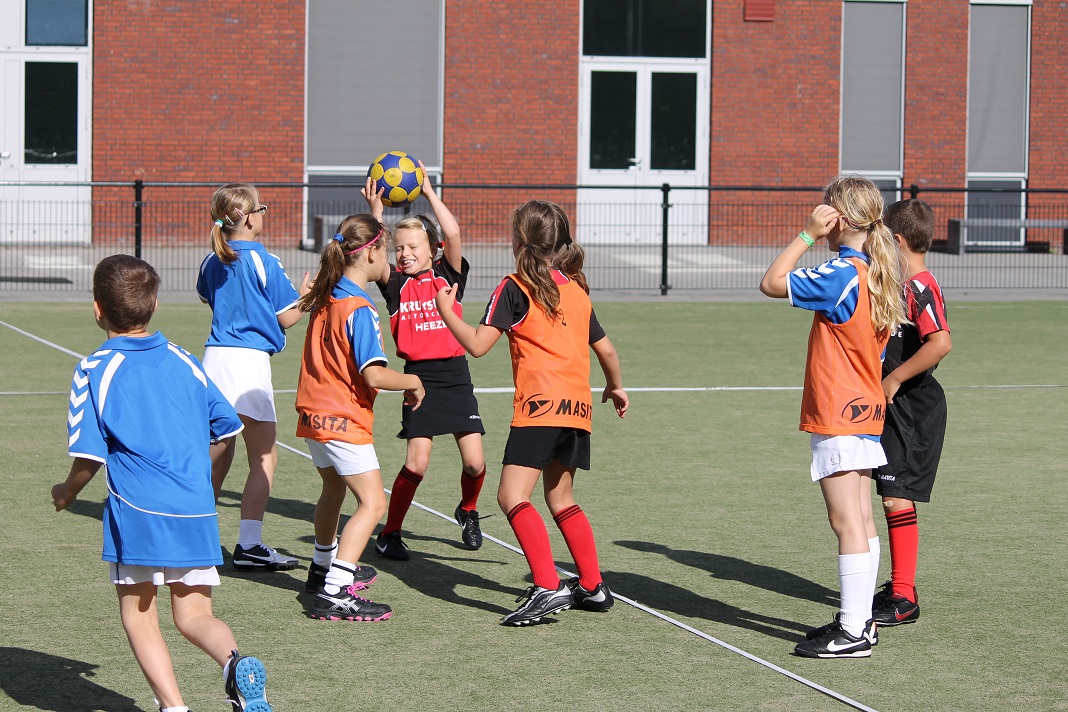 Wedstrijd 1 E2 105.JPG